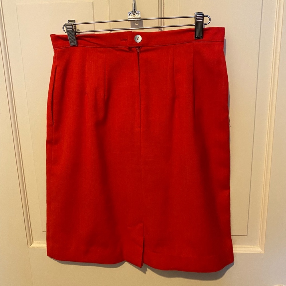 Vintage Rayon/Polyester Red Skirt Size 8 - Picture 3 of 4